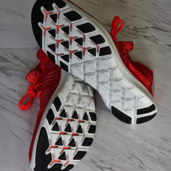 FLASH SALE Nike Free Train Virtue Red/Orange - Picture 5 of 5